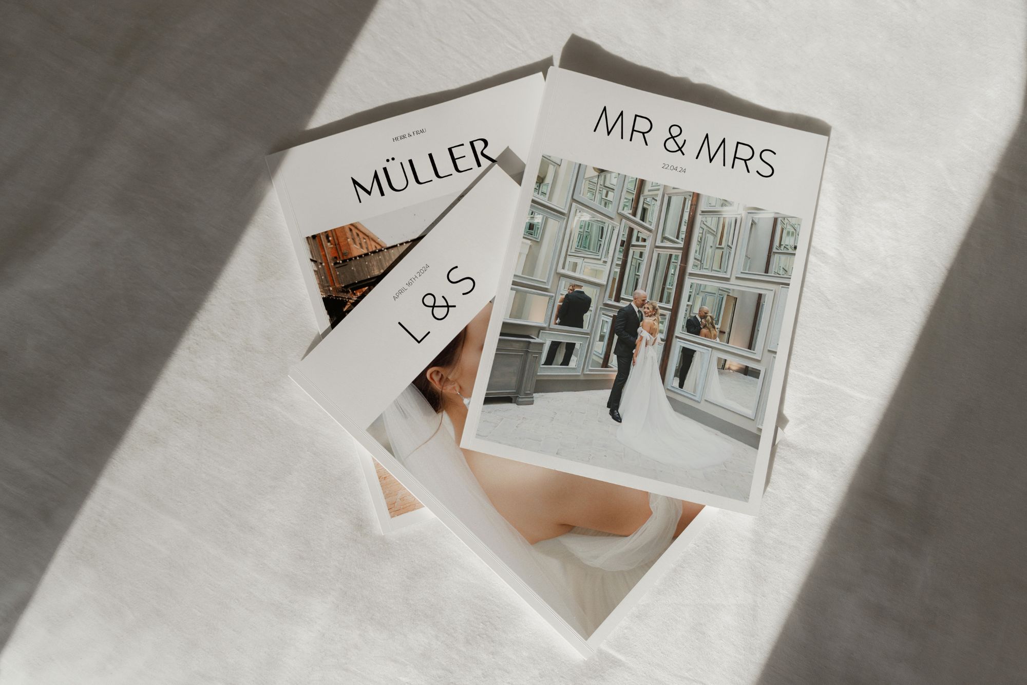 Magazines wiht images of wedding photos